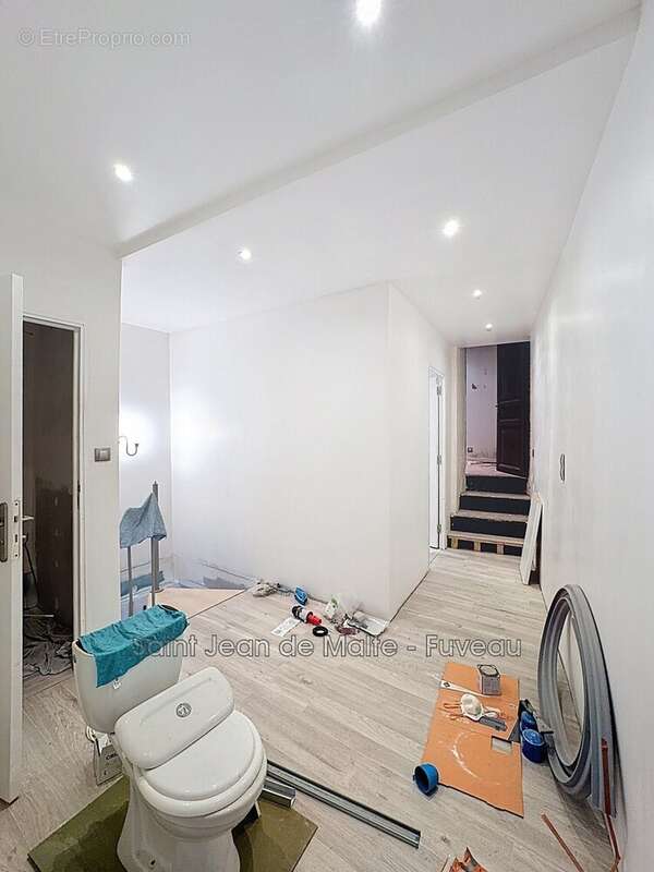 Appartement à TRETS