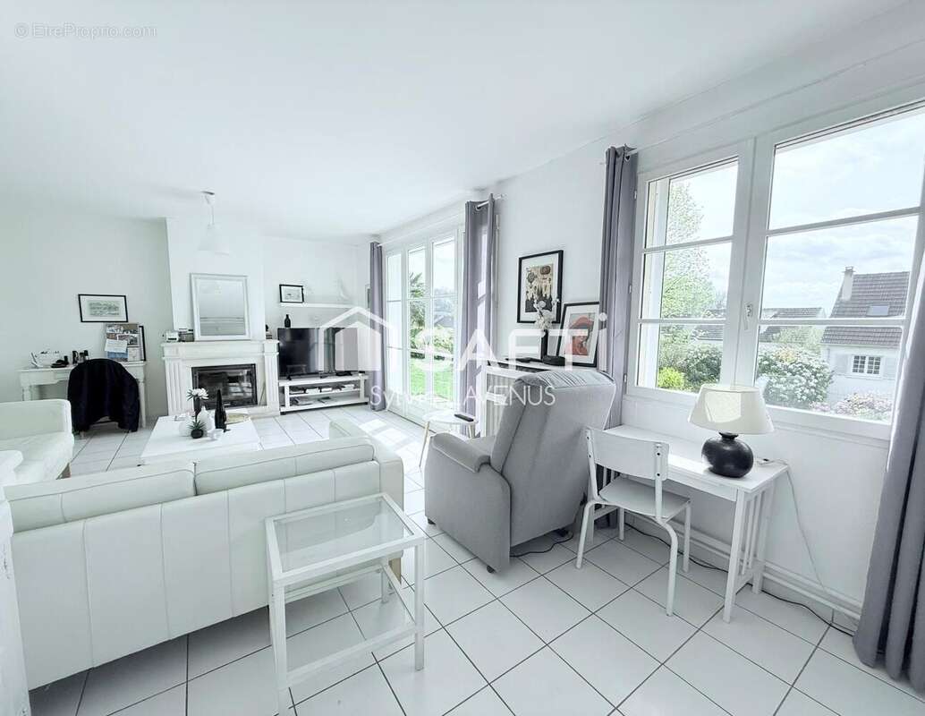 Photo 4 - Maison à PASLY