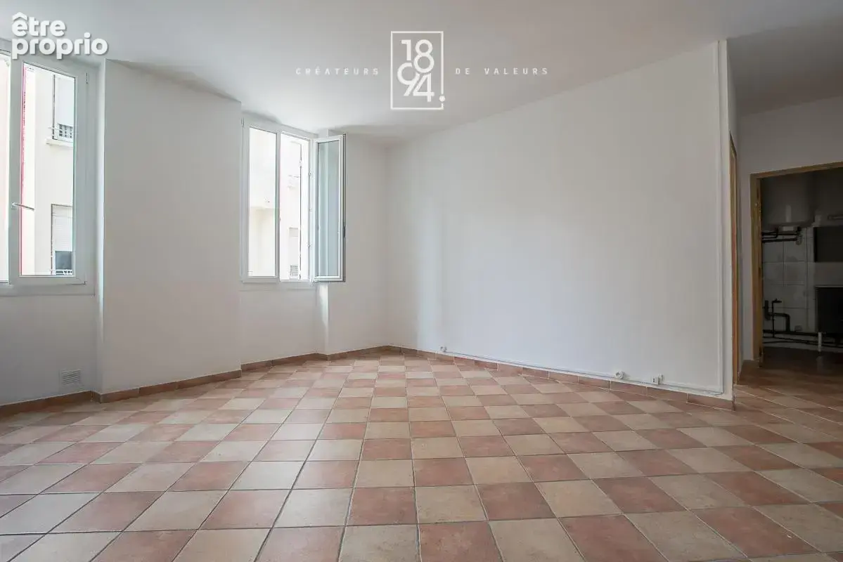 T2 et bureau / dressing de 50 m² - Lodi - Conception - À deux pas du métro Baille - photo 2
