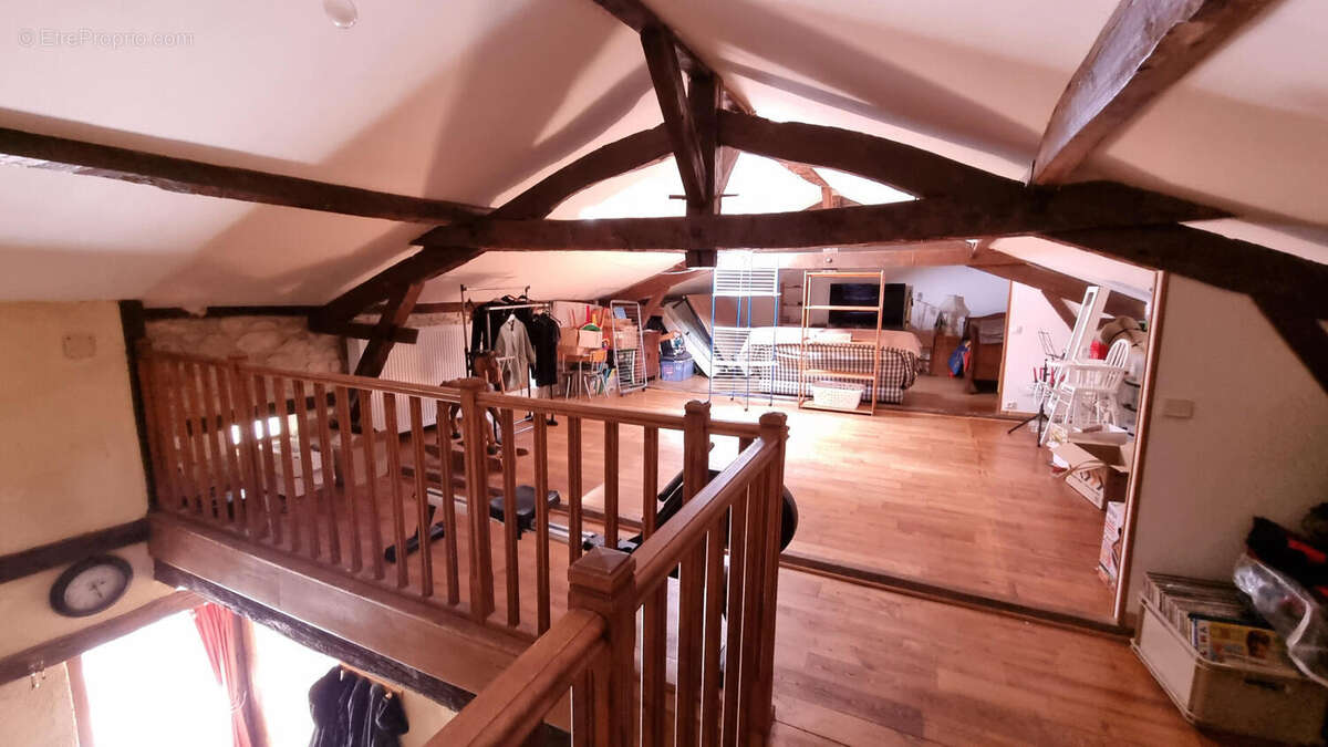 Maison 200 m² à Mareuil  - photo 10