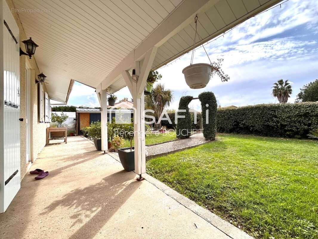 Photo 6 - Maison à SAINT-LOUIS-DE-MONTFERRAND