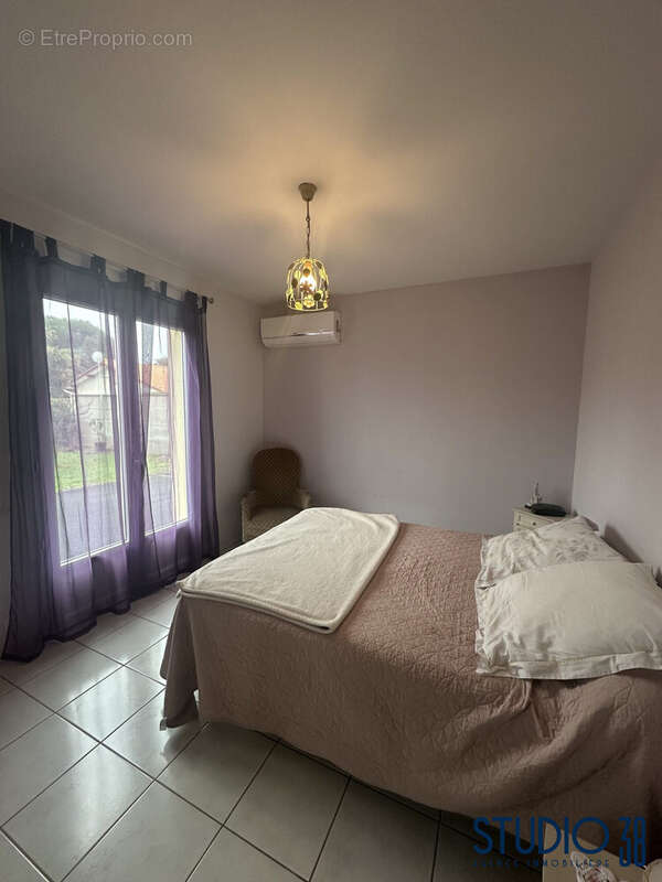 chambre 1/3