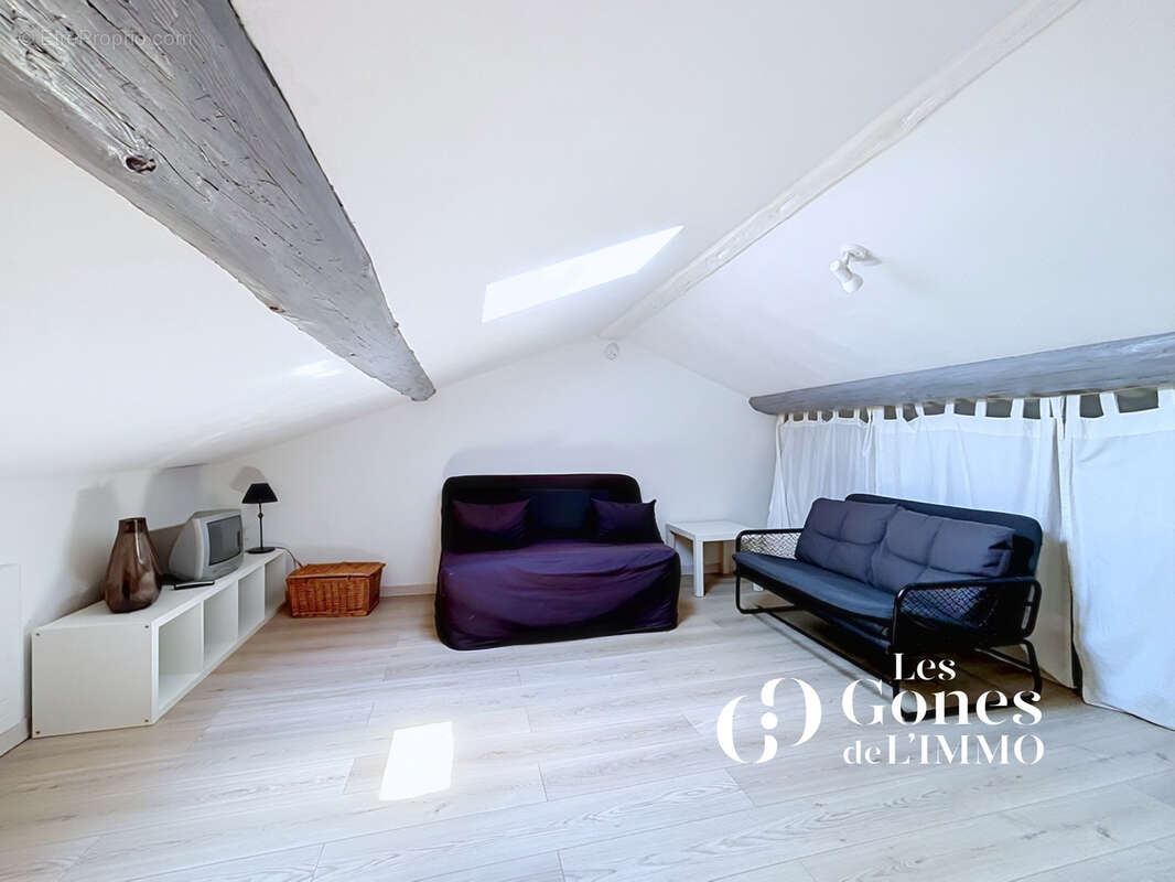 CRAPONNE   Appartement T4 Duplex de 97 m2 Carrez + 21 m2 utiles   Jardin, 2 parkings - photo 18