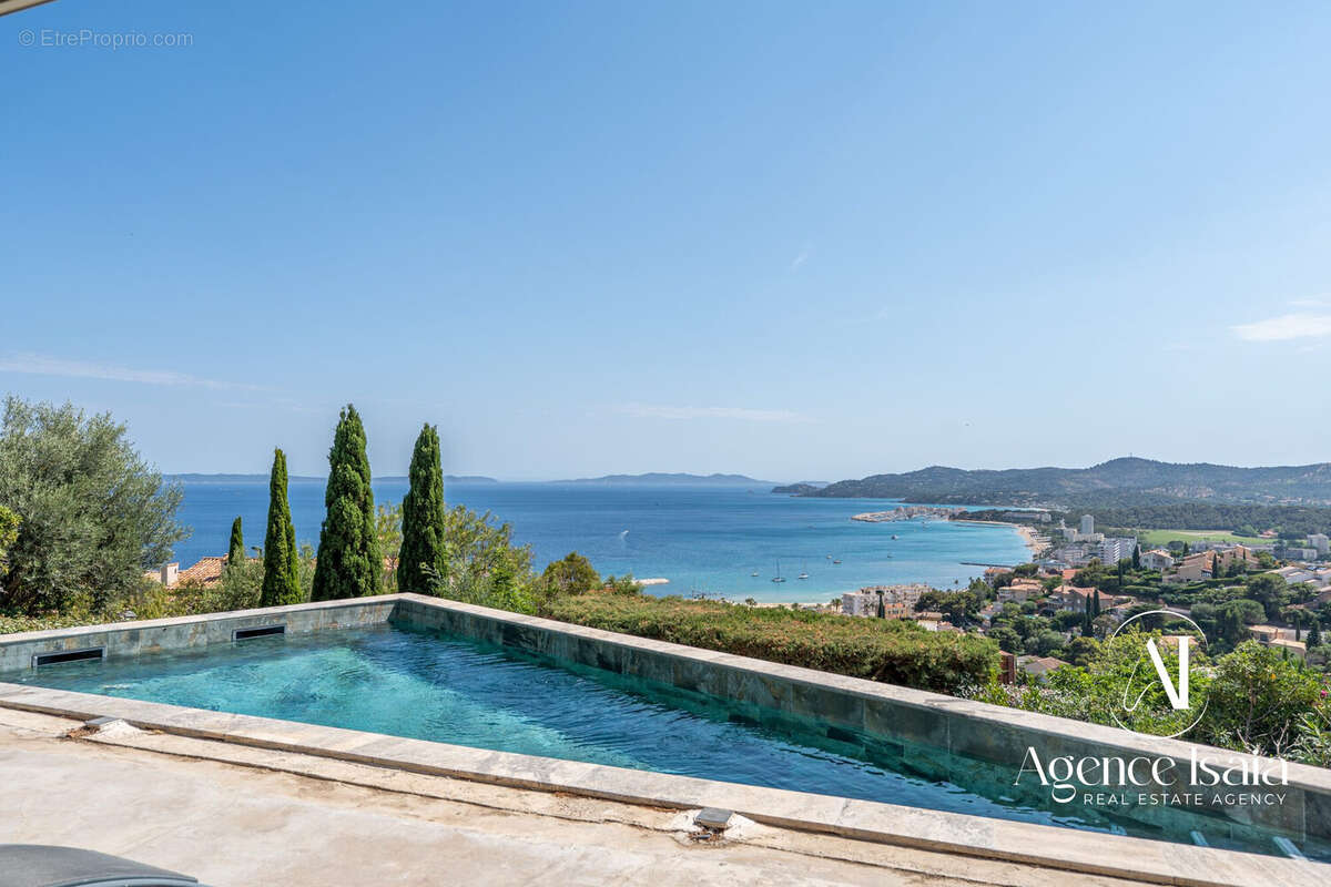 Maison 133 m² à Le Lavandou  - photo 4
