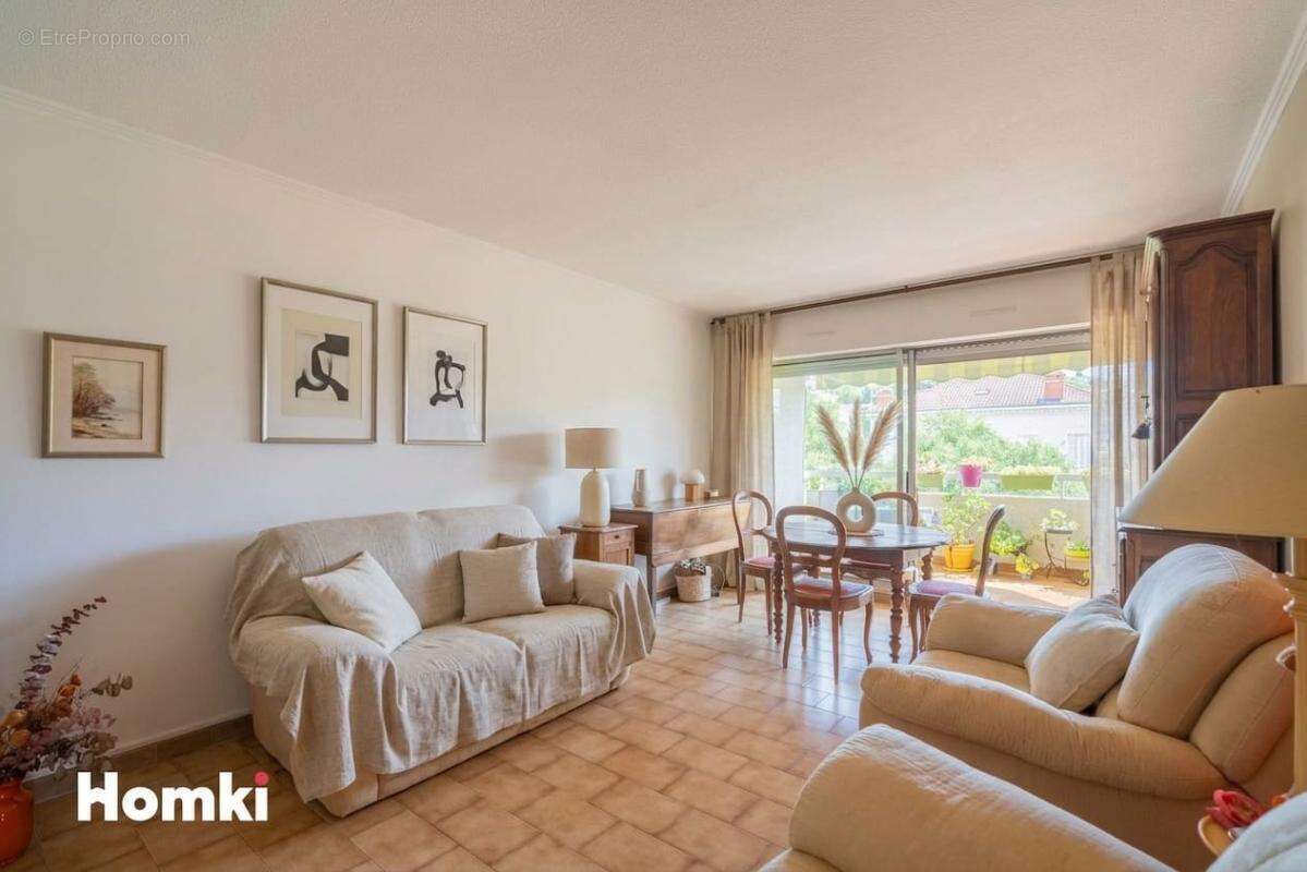 Appartement T4 de 81 m² à Marseille 13013, Boulevard Barry - photo 3