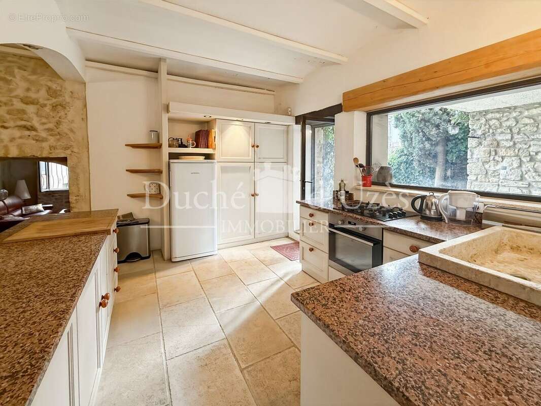 Photo 4 - Maison à ARAMON