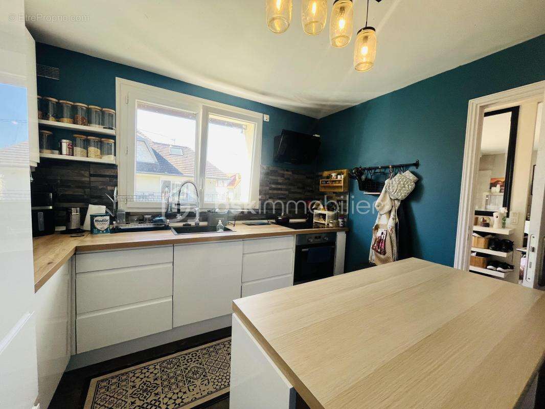 Maison à CLICHY-SOUS-BOIS