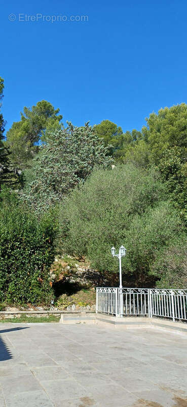 Maison à CARNOUX-EN-PROVENCE