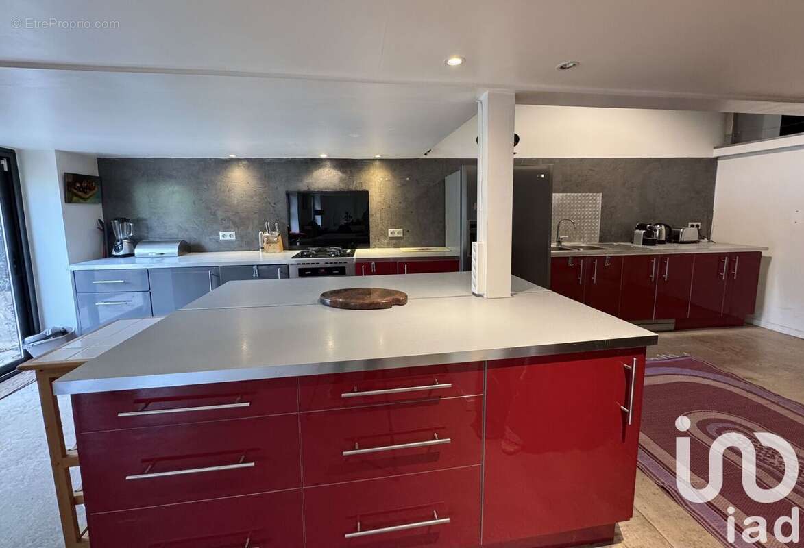 Photo 6 - Commerce à COGOLIN