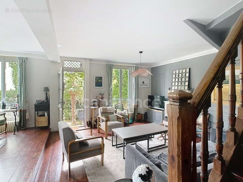 Maison à ASNIERES-SUR-SEINE