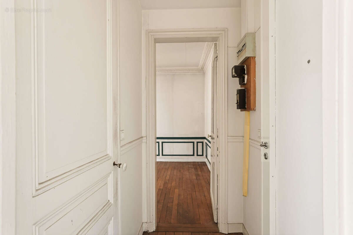 Appartement à PARIS-18E