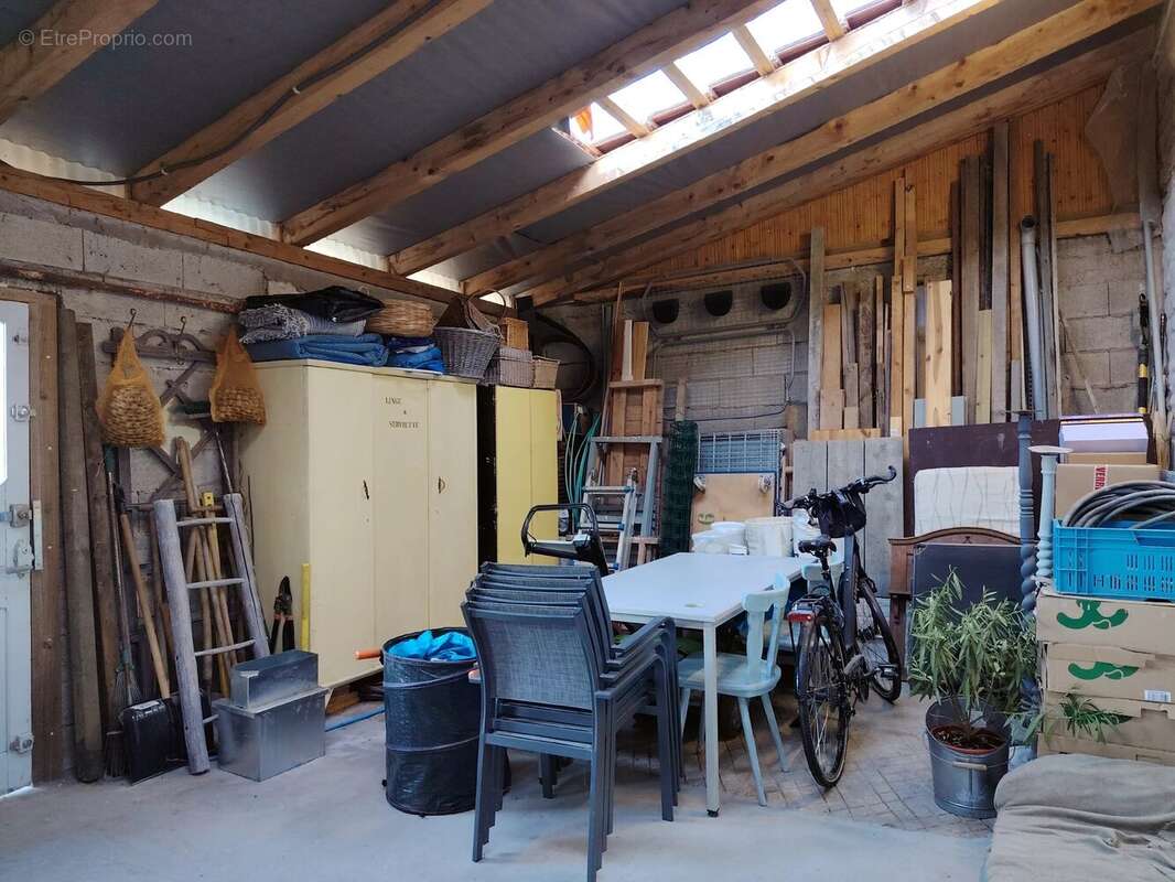 Maison à LA BASSE-VAIVRE