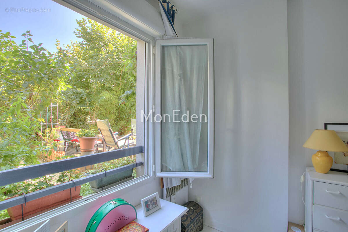 Splendide T2 et son grand jardin sécurisé! - photo 6