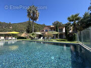 Maison à PLAN-DE-LA-TOUR