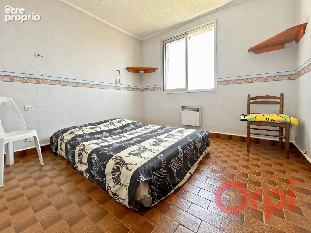 A vendre : Pavillon avec terrasse sans vis à vis à 700 m du port - photo 9