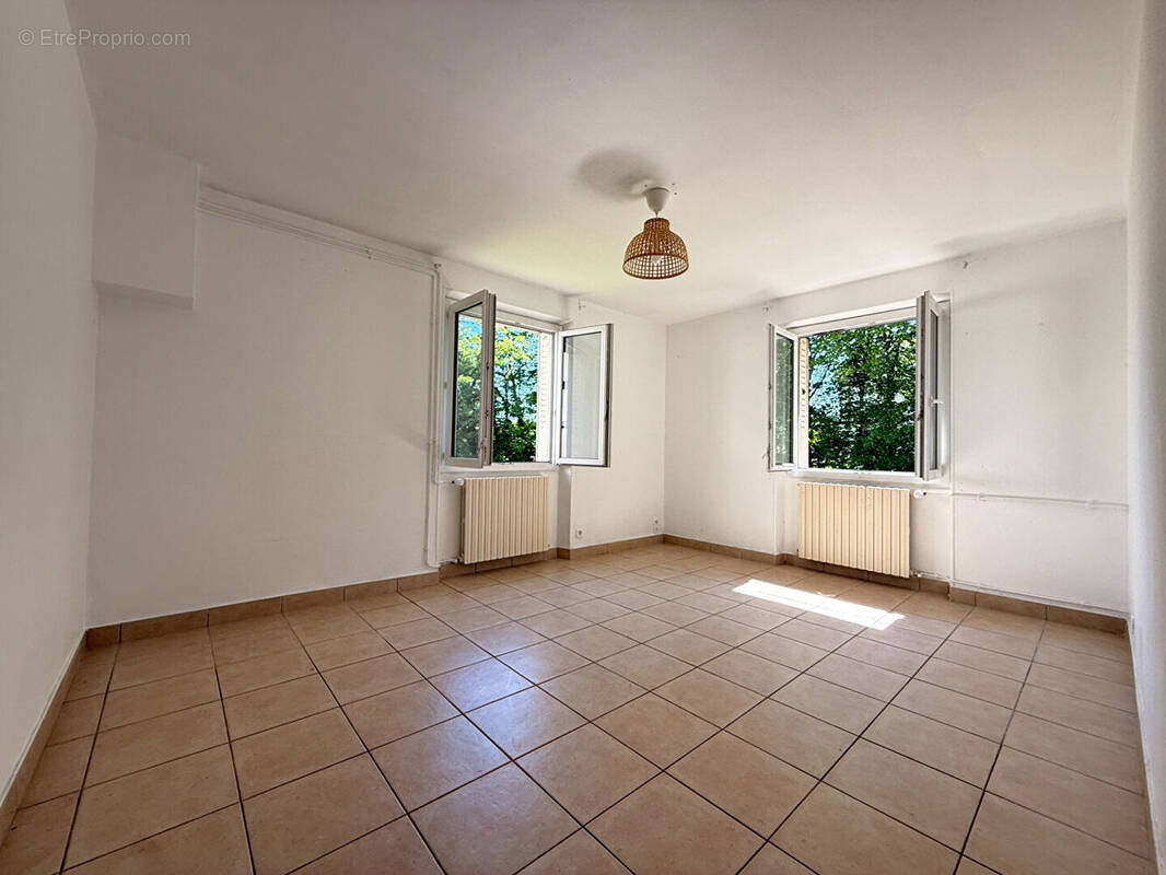 Appartement à LONS-LE-SAUNIER