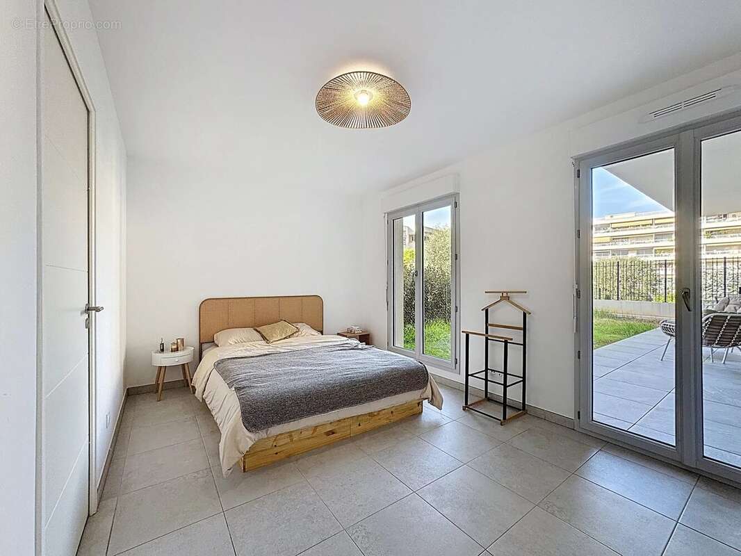 Appartement à LE CANNET