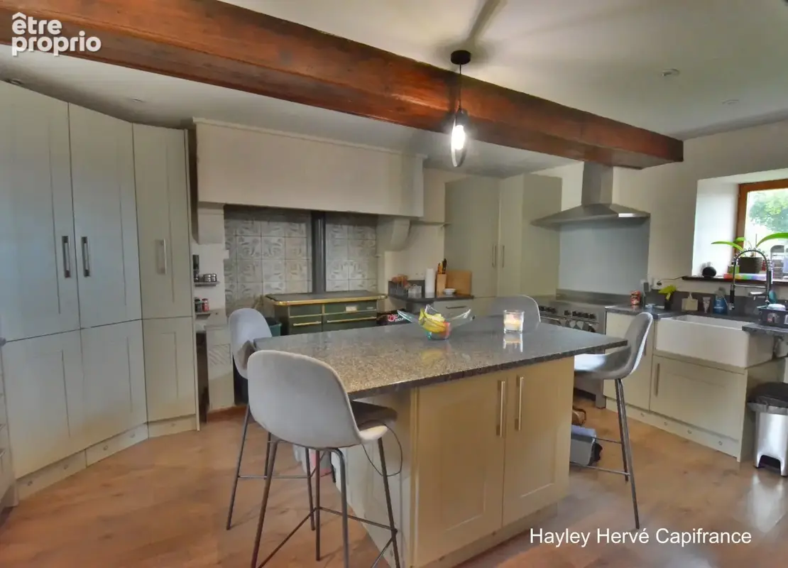 Propriété à vendre Proche Vire Calvados  (14) avec deux maisons d'habitation sur un terrain de 9 Hectares - Propriété équestre / - photo 3