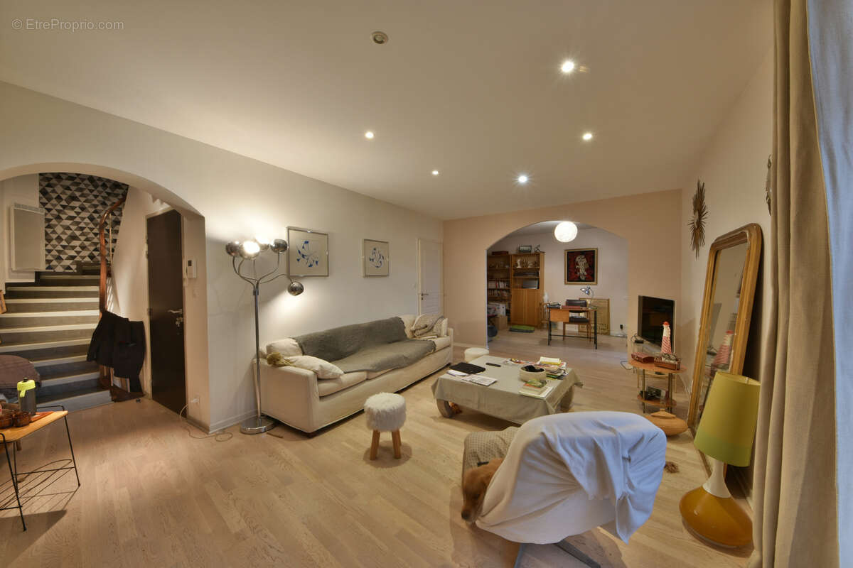 Appartement f6 duplex - photo 2