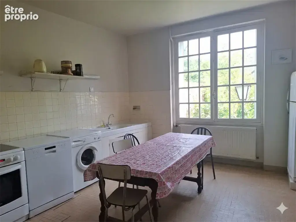 Meung-sur-Loire - 45130 - Hyper centre - 222 M² - 9 pièces - 6 chambres - 1 garage + grange - jardin - photo 8