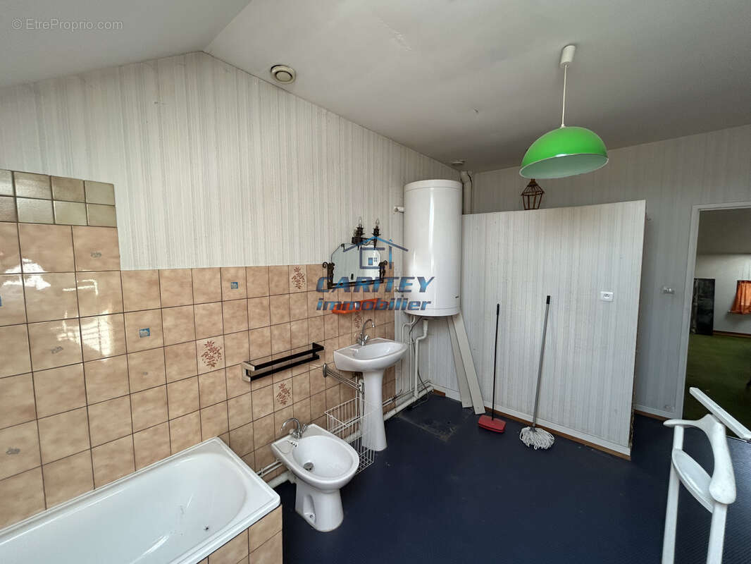 Appartement à LUXEUIL-LES-BAINS