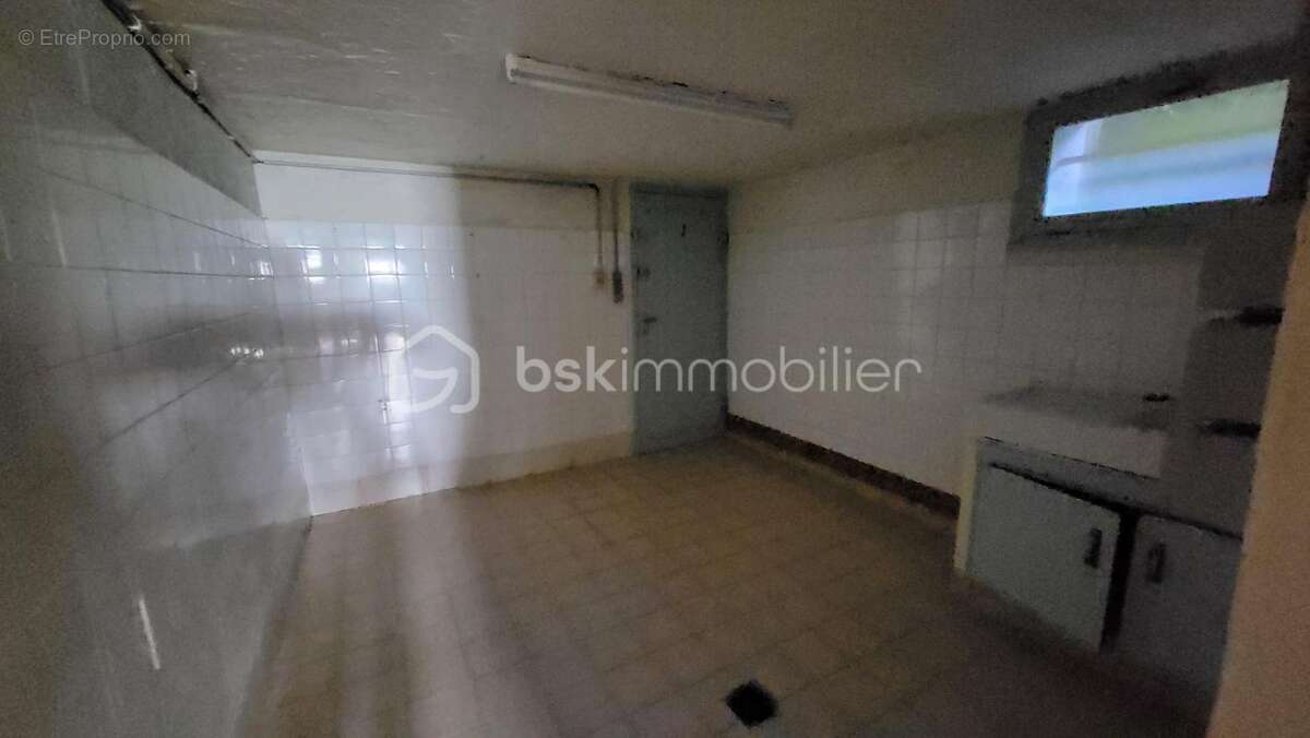Maison t6 144 m2 avec terrain 6568 m2 - photo 8