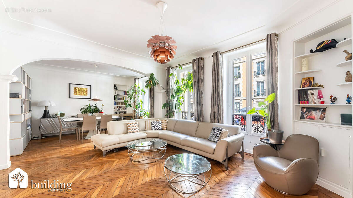 À vendre - Appartement familial 5 pièces - Paris 10e - Louis Blanc - photo 10