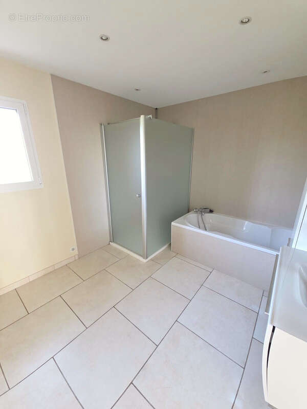 Maison à SAINT-JORY