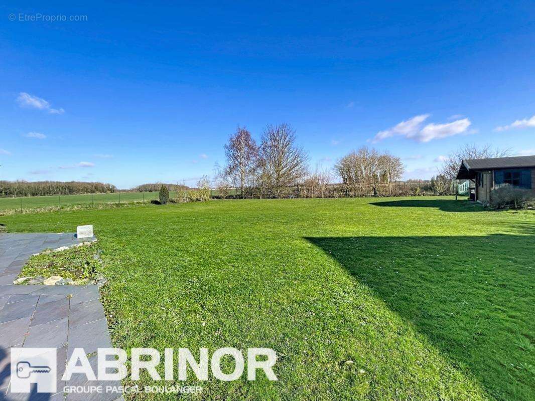 Maison à GONDECOURT