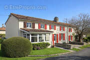 Maison à POULLIGNAC