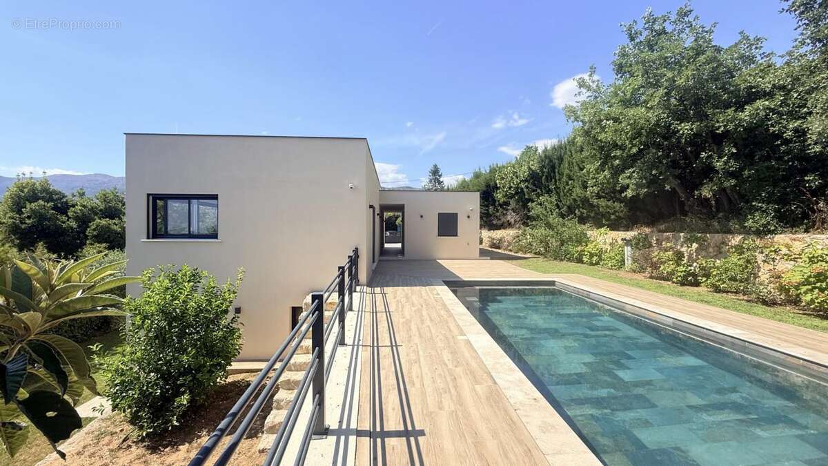 Villa 229M2 piscine terrain garage volume - photo 27