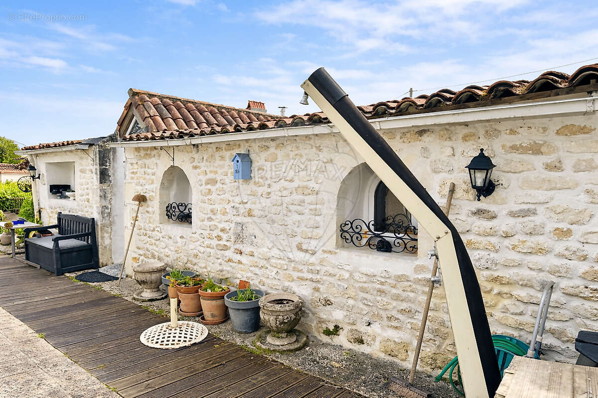 Maison à ETAULES