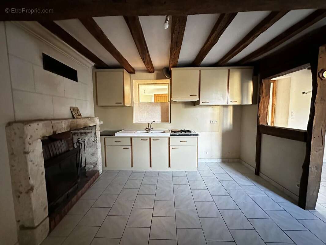 Maison à SAVIGNE-SUR-LATHAN