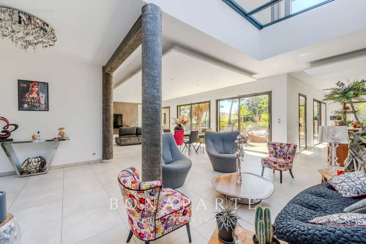 La villa t5 où le sud s’installe à demeure. - photo 12