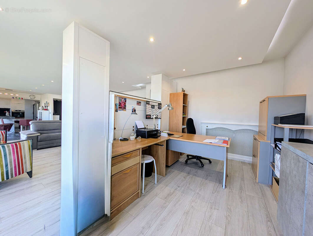Appartement à MAISONS-LAFFITTE