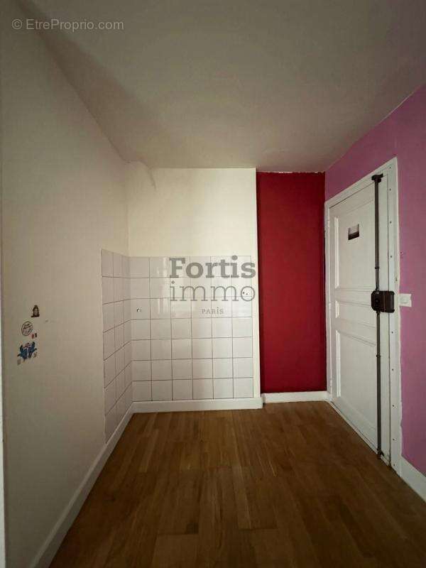 Appartement à PARIS-18E