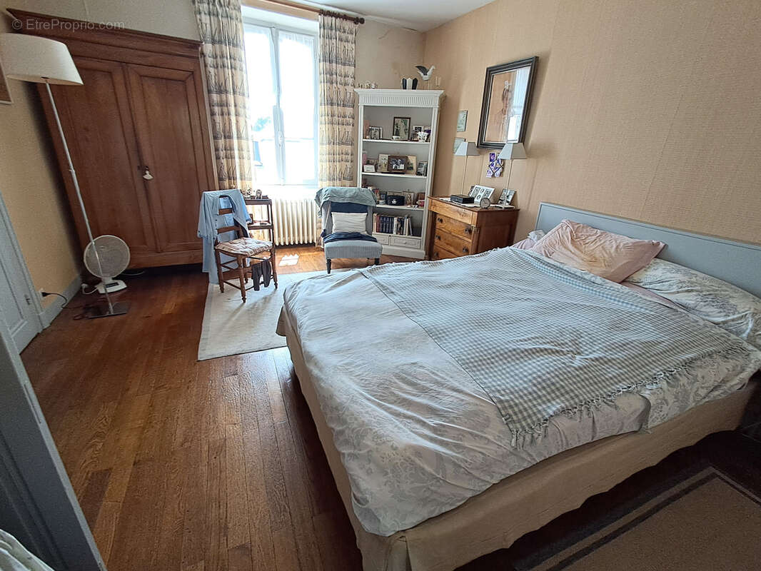 Maison à CHATEAU-GONTIER