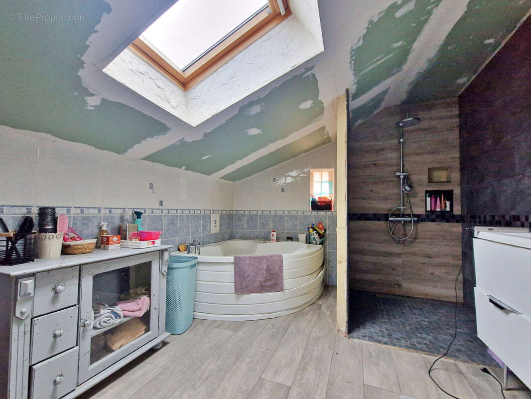 Maison à ESSEY-ET-MAIZERAIS