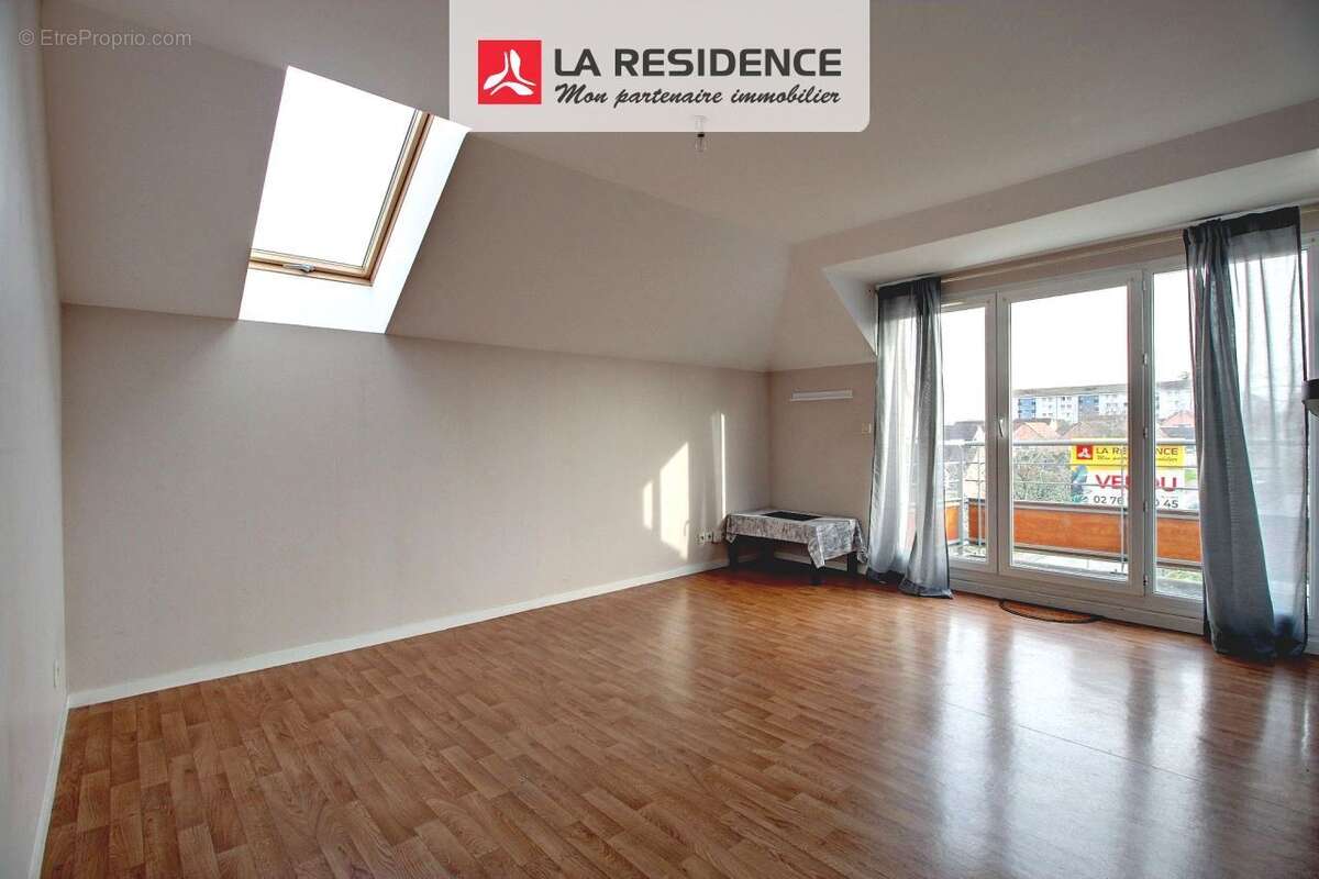 Appartement 56 m² à Saint-Etienne-Du-Rouvray  - photo 2