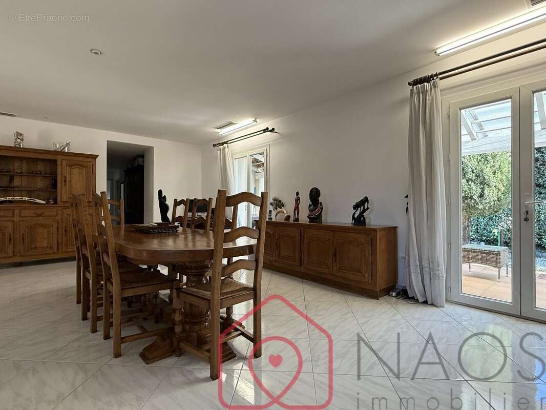 Maison à FREJUS