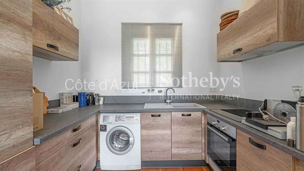 Maison à PLAN-DE-LA-TOUR