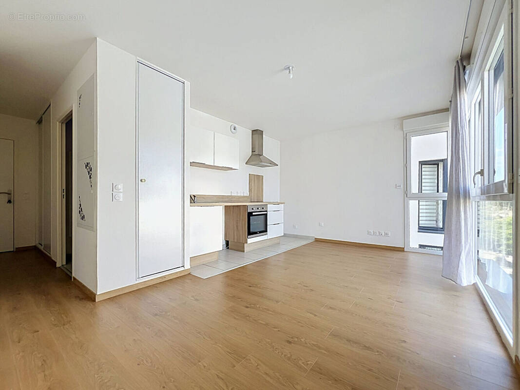 Appartement à MONDEVILLE