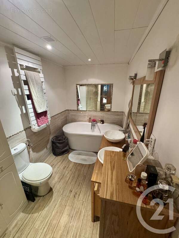 Maison à ROQUEVAIRE