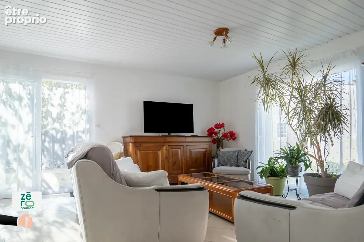 Maison de Plain-pied de 82 M2 à Saint Michel en Lherm - photo 7