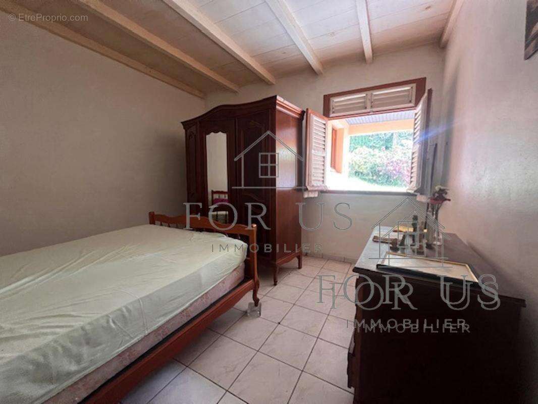A VENDRE - Maison T6 -GROS MORNE (97213), Martinique - photo 10