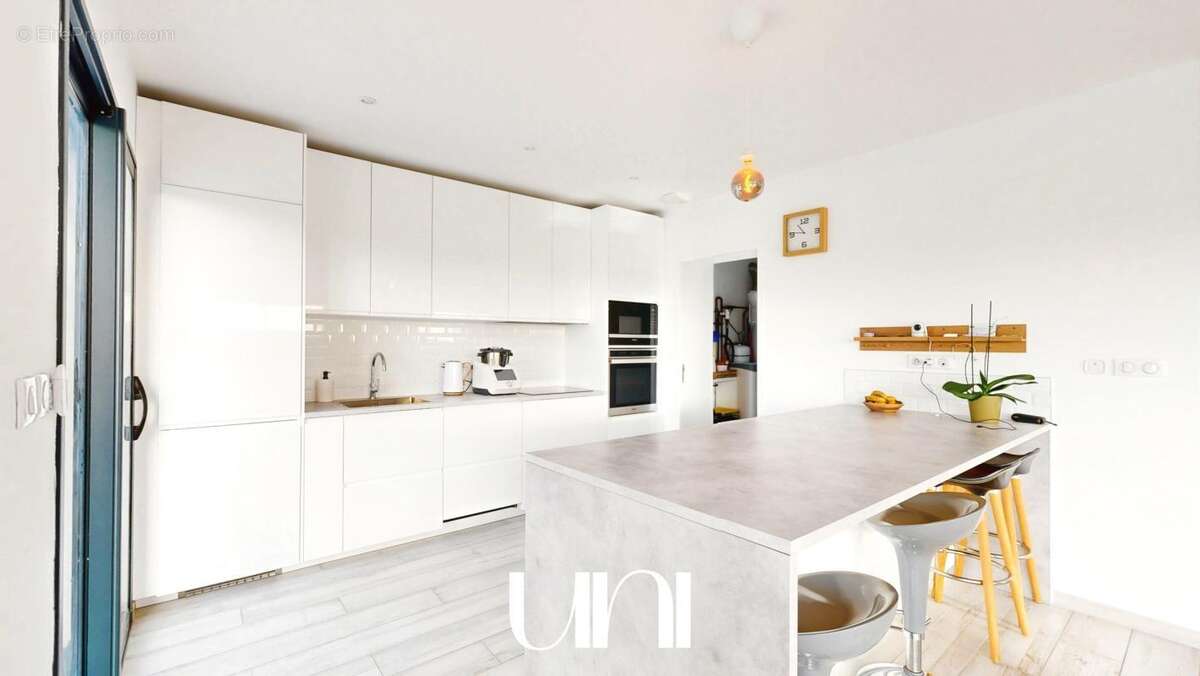 Maison à COURSEULLES-SUR-MER