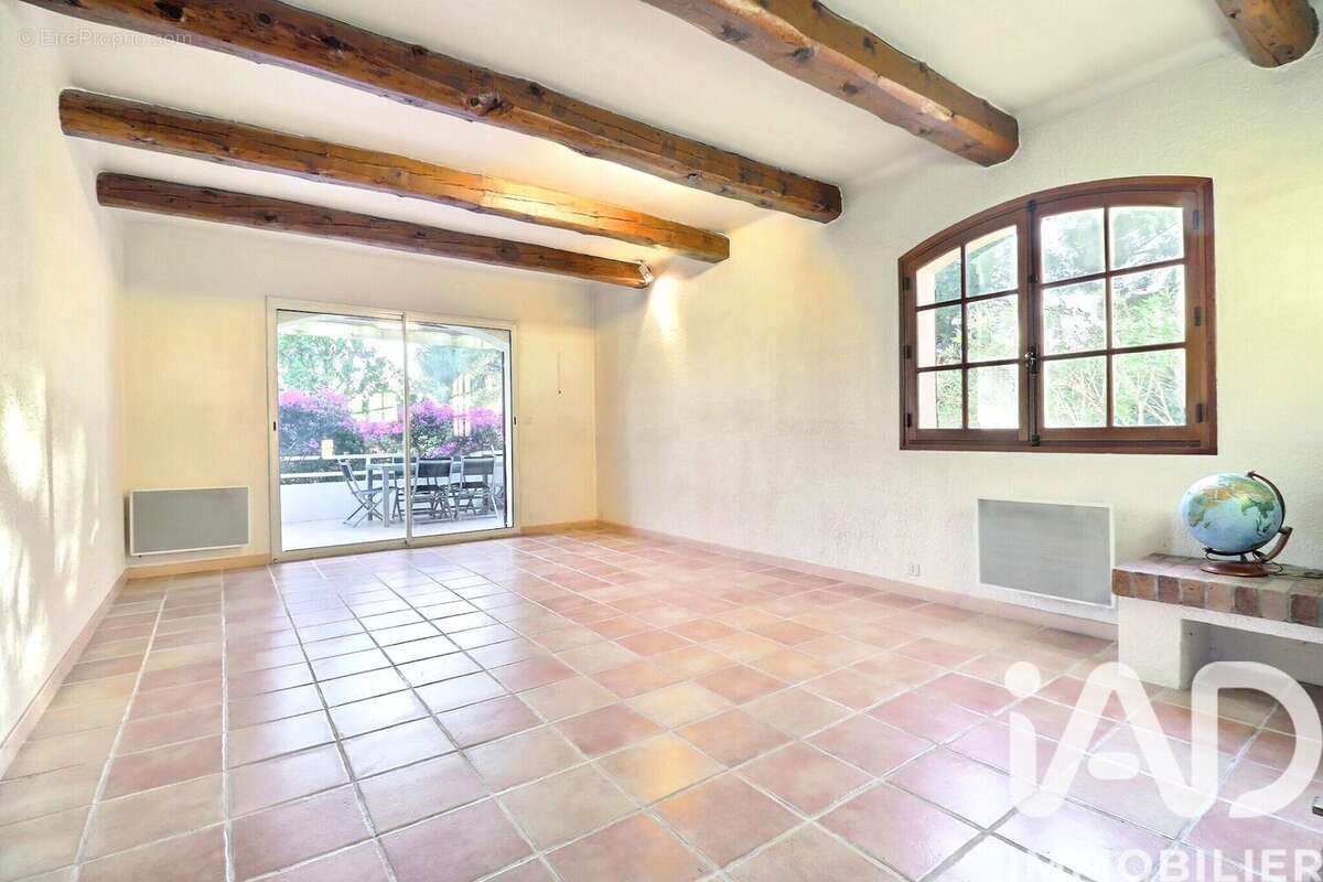 Photo 5 - Maison à CEYRESTE