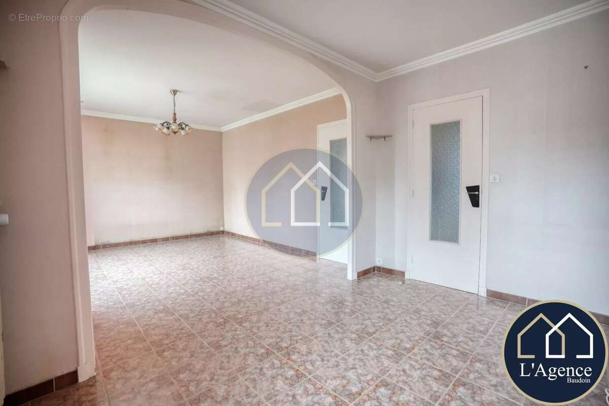 Maison à CHATEAUNEUF-EN-THYMERAIS