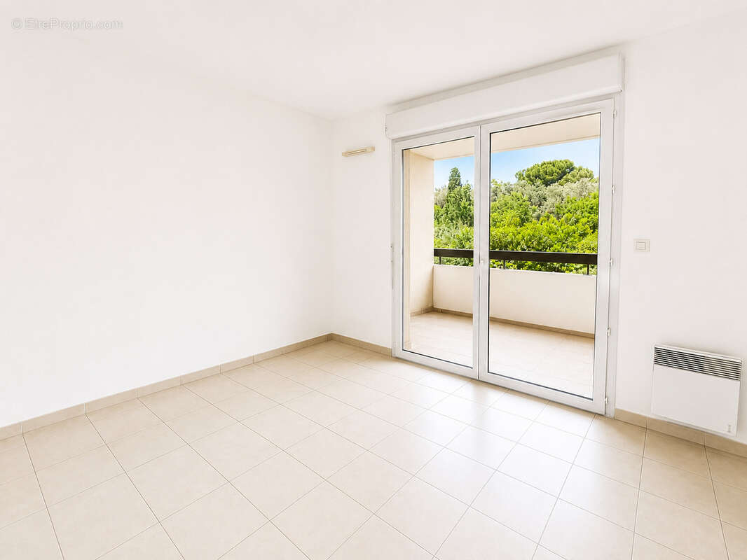 Appartement à MARSEILLE-14E