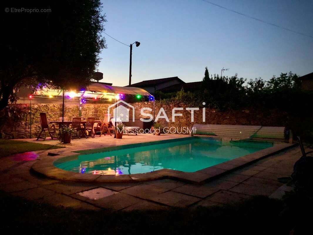 Photo 2 - Maison à GIVORS